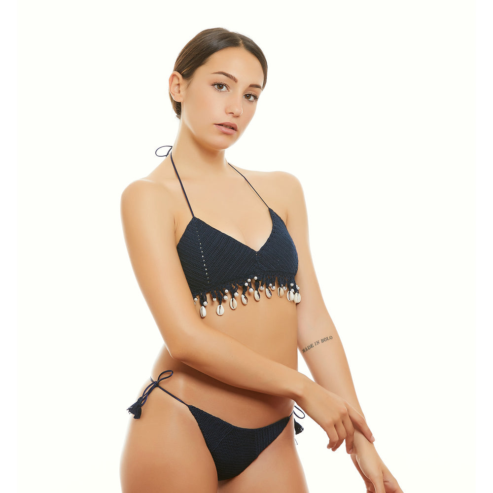 
                      
                        Fascia bikini conchiglia crochet uncinetto blu indossato Fatto a mano
                      
                    